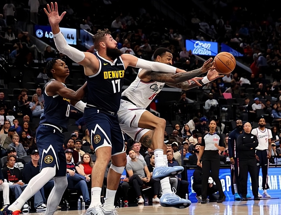 保级任务, 因此球队此, 避免重蹈上 保级任务, 因此球队此, 避免重蹈上