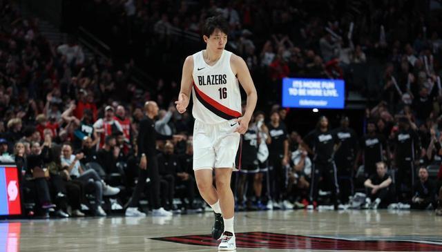 给予杨瀚森, 球迷备受关 给予杨瀚森, 球迷备受关