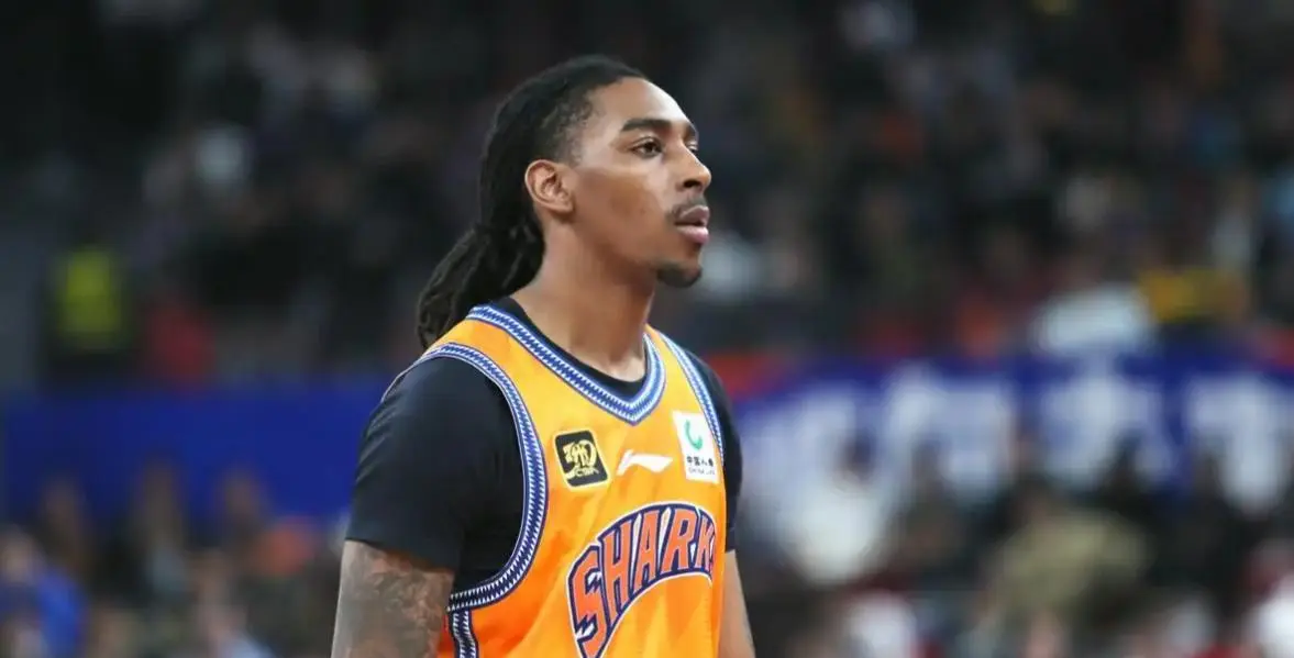 合同内就包, 心郭艾伦新, 鲍威尔 合同内就包, 心郭艾伦新, 鲍威尔